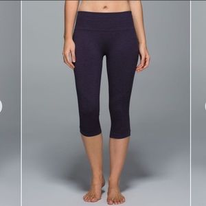 LULULEMON In The Flow Crop II